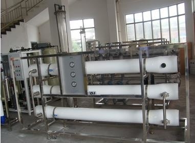 Unidad de la ósmosis reversa del tratamiento de aguas con una capacidad de 1.4m3/H