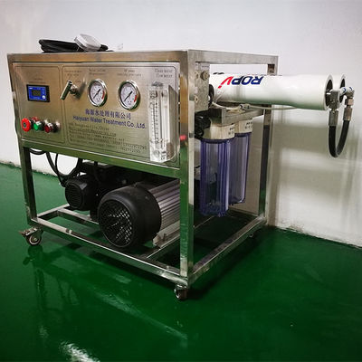 planta del RO del agua de mar 380v, máquina solar de la desalación del agua de mar del tubo de UPVC