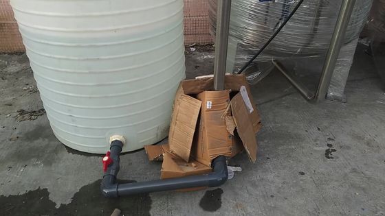 Depuradora en contenedor desmineralizada 1000LPH con el PLC