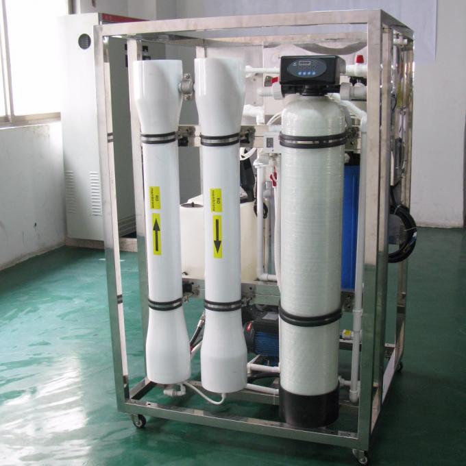 Sistema solar casero de la desalación del agua de mar